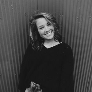 Meet your Posher, Abbi